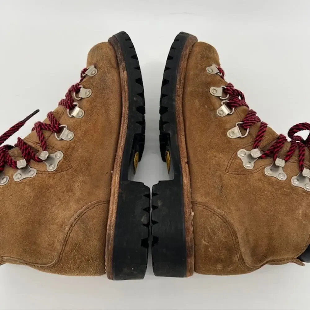 VTG Herman Survivors Suede Mountaineering Boots Size 7M Rugged Outdoor Vibram